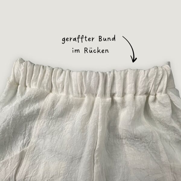 Detailfoto geraffter Bund hinten – Hose Zoè + Nico Schnittmuster Kinderhose