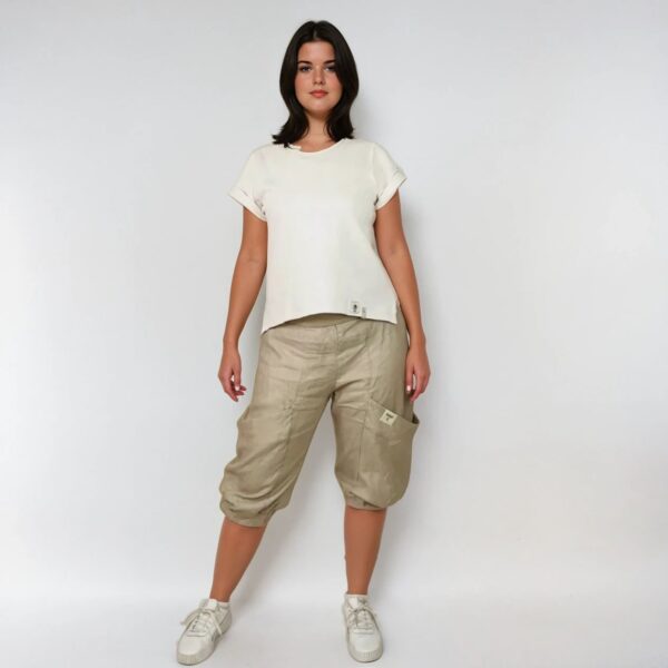 Frontansicht des Schnittmusters Knickerbocker Hose Zoé von TOSCAminni-Schnittmanufaktur -
